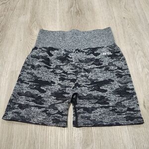 AYBL womens seamless gym shorts in grey camo